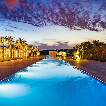 Il San Corrado Di Hotel 5*