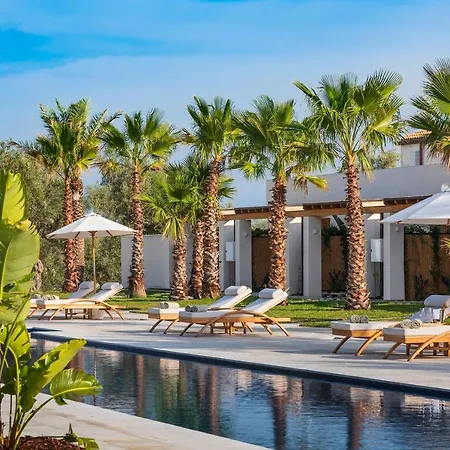 Il San Corrado Di Hotel 5*