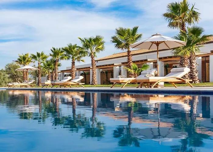 Il San Corrado Di Hotell 5*